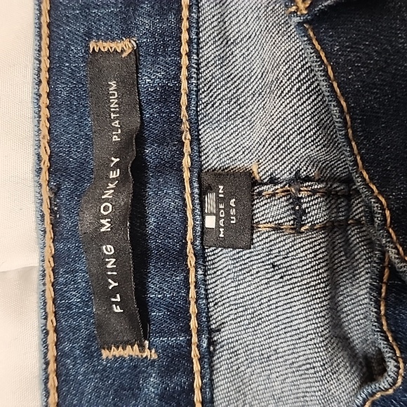 The Flying Monkey Skinny 27 - Picture 2 of 3